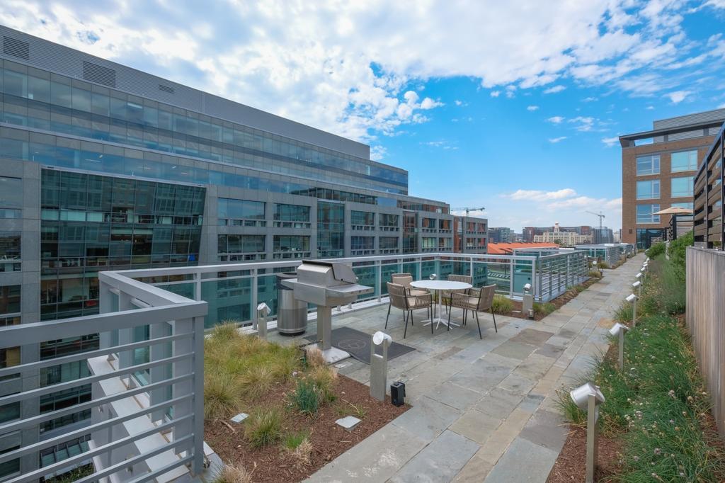 Global Luxury Suites Near Union Station Washington Exterior photo